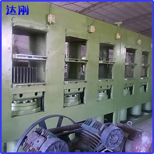 油壓機(jī)二手設(shè)備回收
